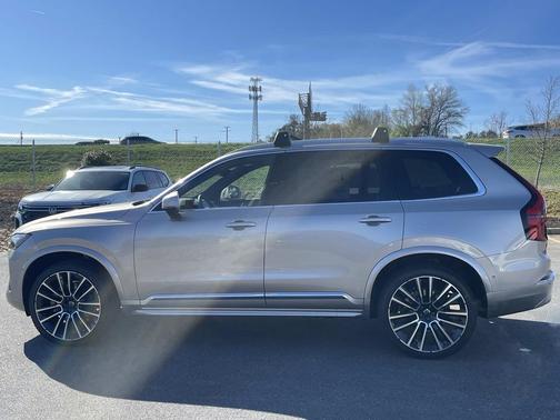 2026 Volvo XC90 Plus, B6 AWD Gas (mild hybrid), Gasoline, Bright, 7 Seats