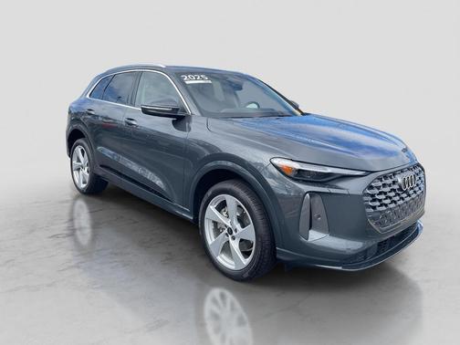 2025 Audi Q5 Premium Plus TFSI quattro S tronic