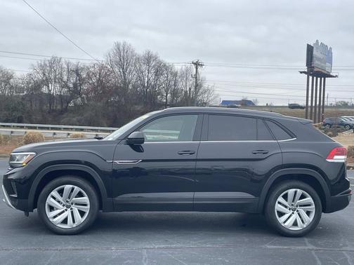 2022 Volkswagen Atlas Cross Sport 3.6L V6 SE w/Technology