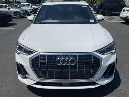 2025 Audi Q3 Premium 45 TFSI S line quattro Tiptronic