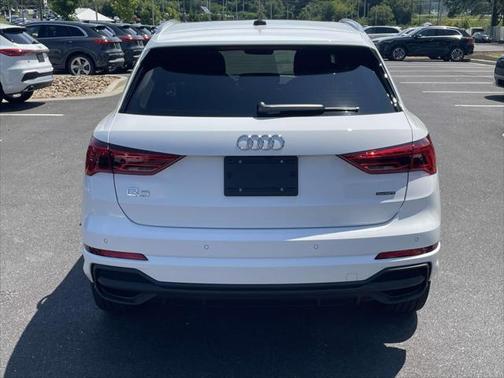 2025 Audi Q3 Premium 45 TFSI S line quattro Tiptronic