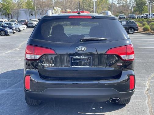 Ebony Black 2014 Kia Sorento LX