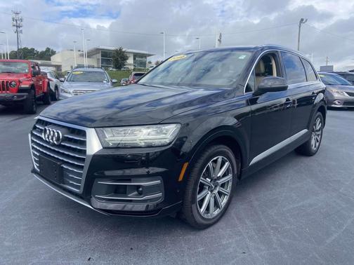 2019 Audi Q7 55 Premium Plus