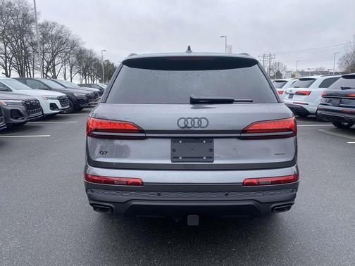 2026 Audi Q7 55 Premium Plus