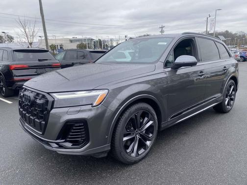 2026 Audi Q7 55 Premium Plus