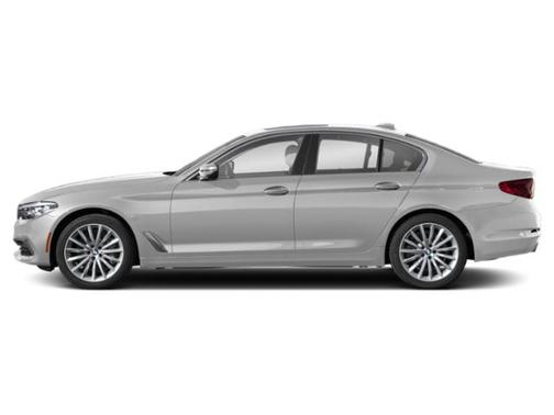 Mineral White Metallic 2018 BMW 530 xDrive