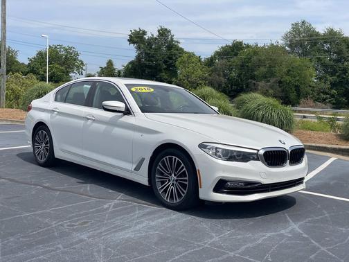 Mineral White Metallic 2018 BMW 530 xDrive