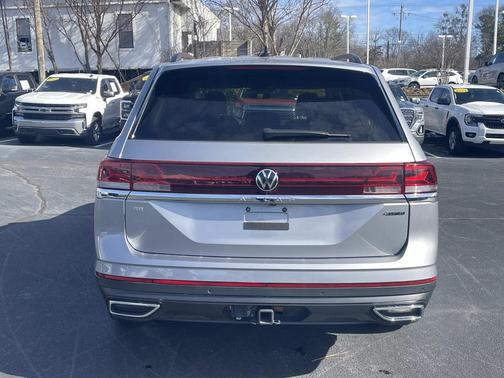 2025 Volkswagen Atlas 2.0T SE w/Technology 4MOTION