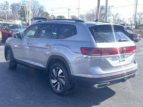2025 Volkswagen Atlas 2.0T SE w/Technology 4MOTION