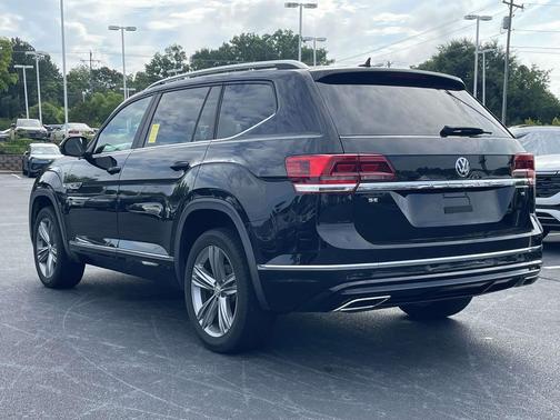 Deep Black Pearl 2018 Volkswagen Atlas 3.6L SE w/Technology