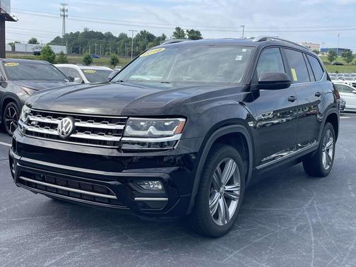 Deep Black Pearl 2018 Volkswagen Atlas 3.6L SE w/Technology