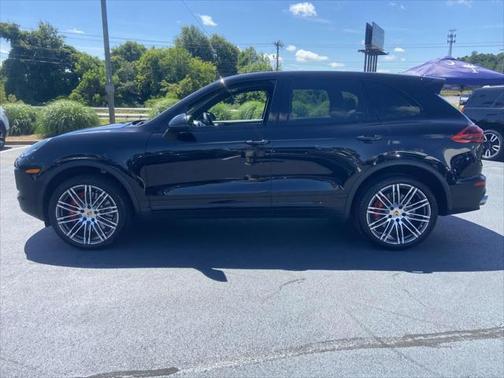 2015 Porsche Cayenne Turbo