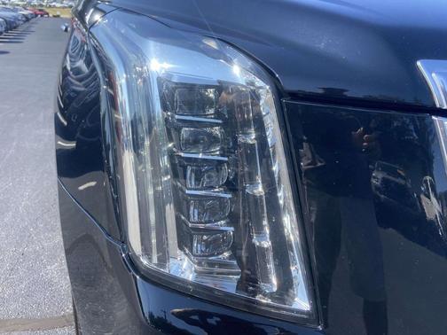 2019 Cadillac Escalade ESV Luxury