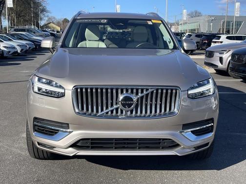 2024 Volvo XC90 Recharge Plug-In Hybrid T8 Plus Bright Theme 7-Seater
