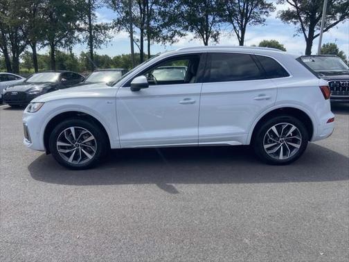 2024 Audi Q5 45 S line Prestige