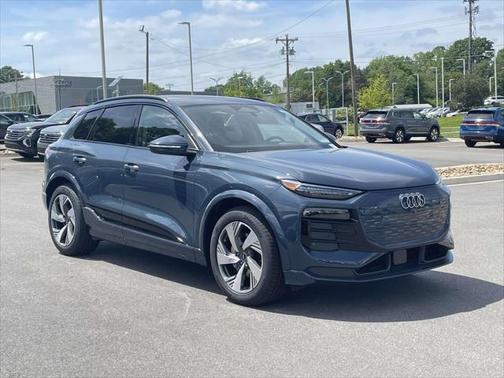 2025 Audi Q6 e-tron Prestige quattro