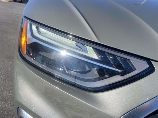 2024 Audi Q5 45 S line Premium Plus