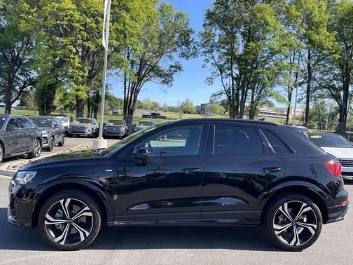 2023 Audi Q3 45 S line Premium Plus