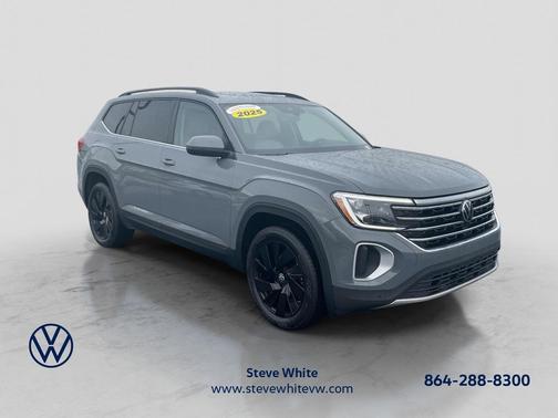 2025 Volkswagen Atlas 2.0T SE w/Technology