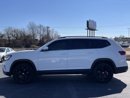 2023 Volkswagen Atlas 3.6L SE w/Technology