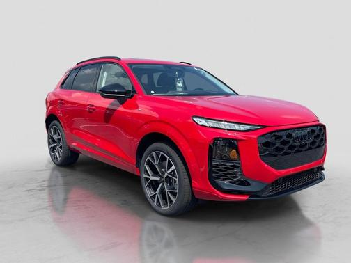 Progressive Red Metallic 2026 Audi Q3 TFSI quattro S tronic