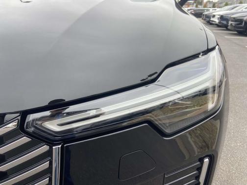 2026 Volvo XC90 B5 Plus 7-Seater