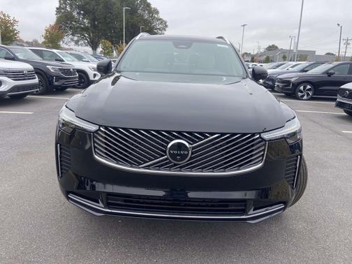 2026 Volvo XC90 B5 Plus 7-Seater