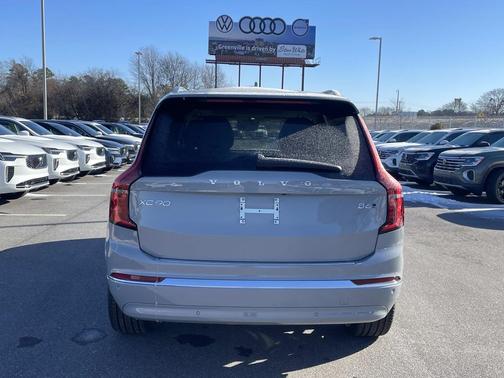 2026 Volvo XC90 Ultra, B6 AWD Gas (mild hybrid), Gasoline, Bright, 6 Seats