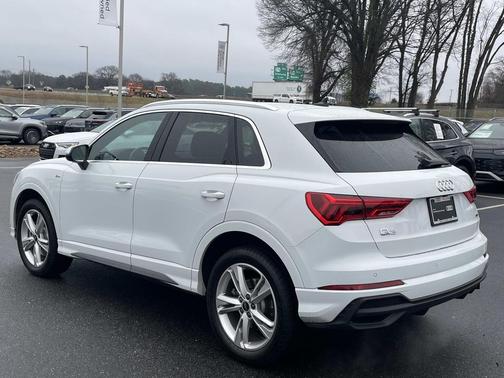2023 Audi Q3 45 S line Premium Plus
