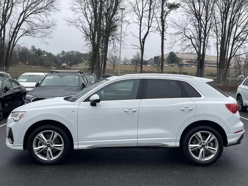 2023 Audi Q3 45 S line Premium Plus
