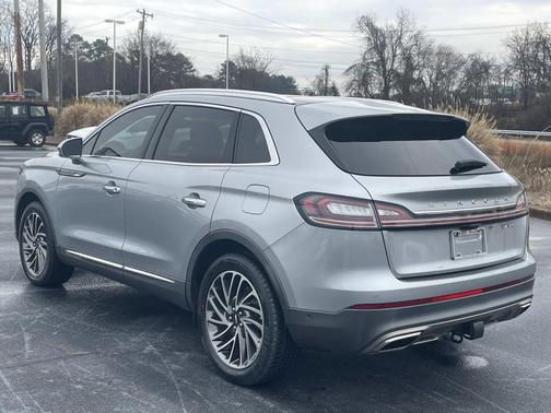 2020 Lincoln Nautilus Reserve