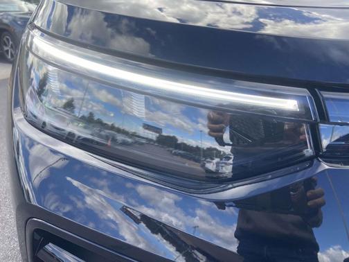 2025 Volkswagen Tiguan 2.0T SE R-Line Black