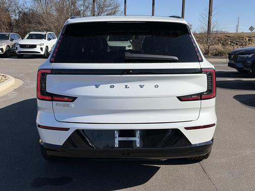 2025 Volvo EX90 Ultra, Twin Motor Performance, Fully electric, 7 Seats