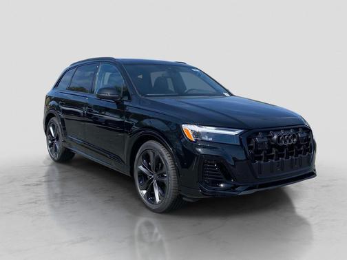 Mythos Black Metallic 2026 Audi Q7 55 Premium Plus