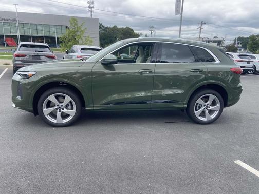 2025 Audi Q5 Premium Plus