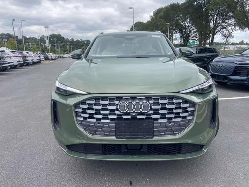 2025 Audi Q5 Premium Plus