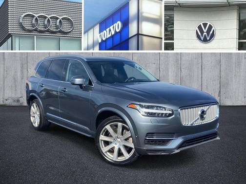 2017 Volvo XC90 Hybrid T8 Inscription