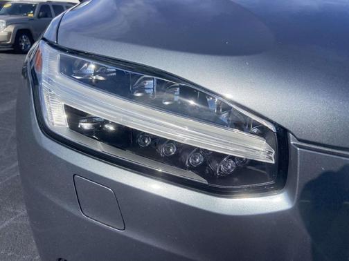 2017 Volvo XC90 Hybrid T8 Inscription