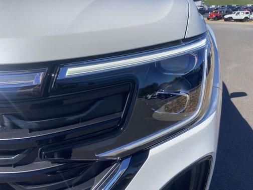 2026 Volkswagen Atlas Cross Sport 2.0T SE w/Technology 4MOTION