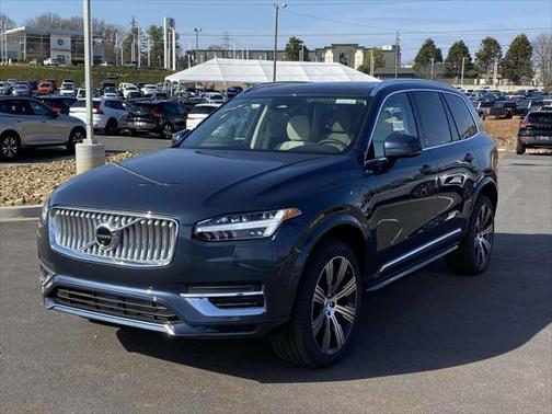 2025 Volvo XC90 Plug-In Hybrid T8 Plus 6-Seater