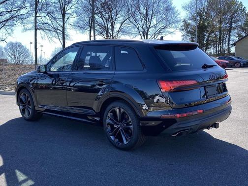 2026 Audi Q7 55 Premium Plus