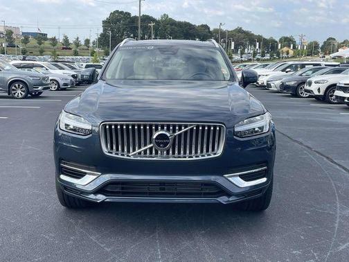 Denim Blue Metallic 2025 Volvo XC90 Plug-In Hybrid T8 Plus 7-Seater