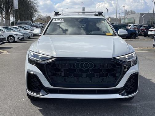 2025 Audi Q8 55 Premium Plus