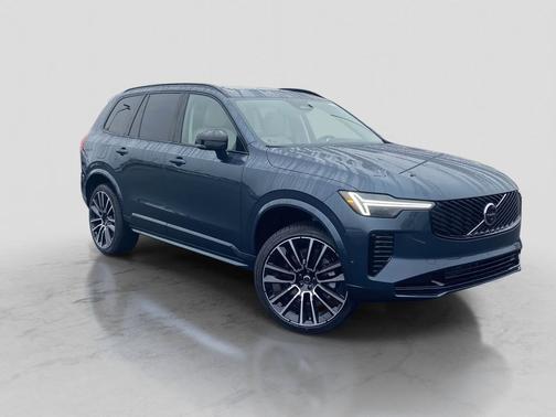 2026 Volvo XC90 B6 Ultra Dark Theme 7-Seater