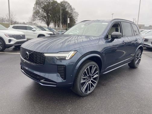 2026 Volvo XC90 B6 Ultra Dark Theme 7-Seater