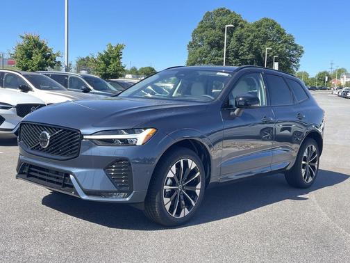 Denim Blue Metallic 2026 Volvo XC60 B5 Ultra