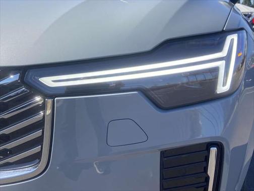 2025 Volvo XC90 Plug-In Hybrid T8 Plus 6-Seater