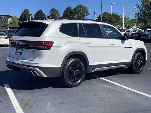 White 2026 Volkswagen Atlas Peak Edition