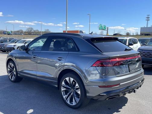 2025 Audi Q8 55 Prestige