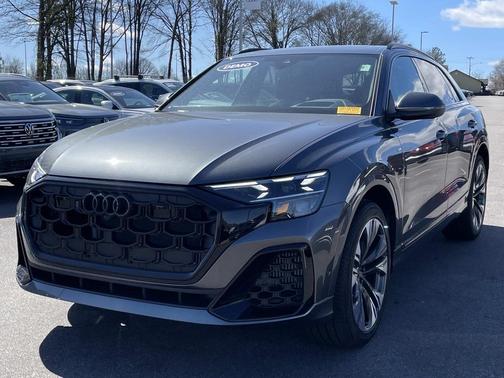 2025 Audi Q8 55 Prestige